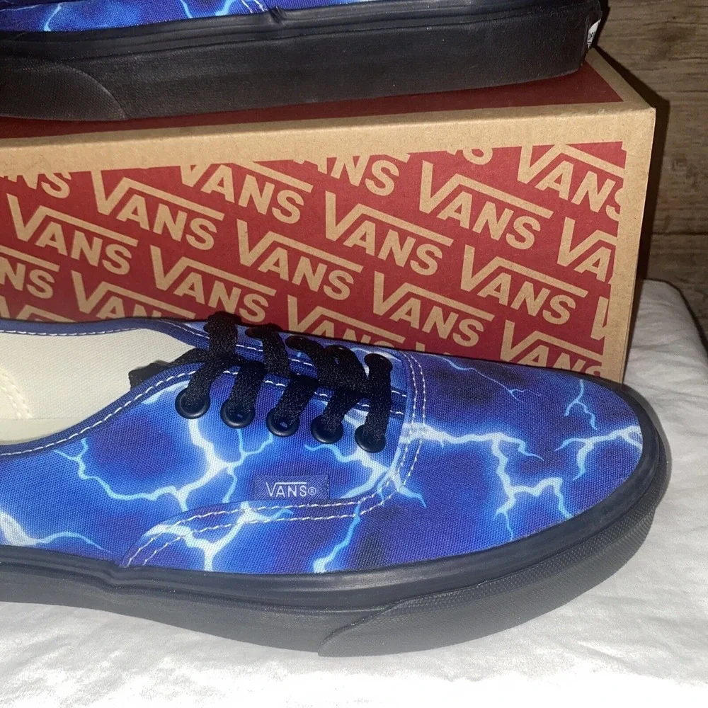 NIB‎ Vans 100% Authentic Lightning Black/Blue Sneaker, Unisex